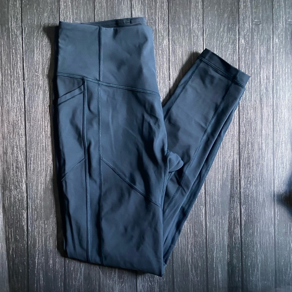 Lululemon All the Right Places 28” legging